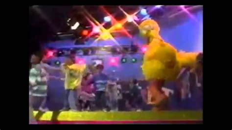 Sesame Street Kids Dance