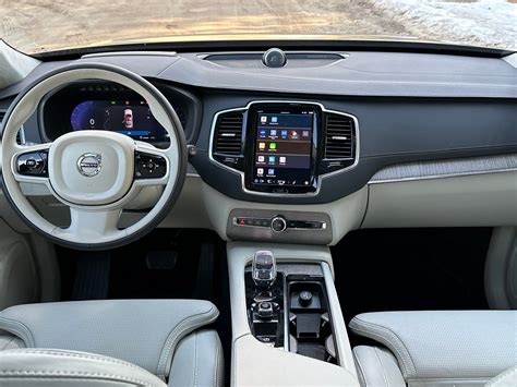 Volvo Suv 2023 Interior