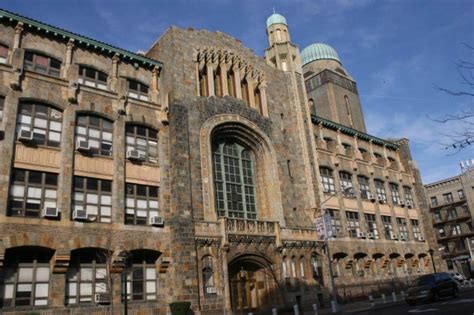 What Does It Take to Get Into Yeshiva University?