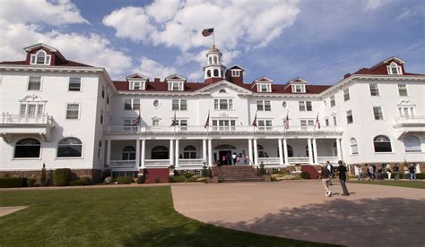 Visit the Spookiest Haunted Hotels in Colorado