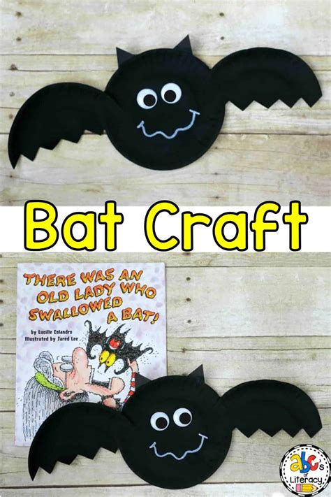 Paper Plate Bat Craft: Book-Inpsired Craft for KIds