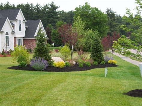 Front yard landscaping design, Island landscaping, Privacy landscaping