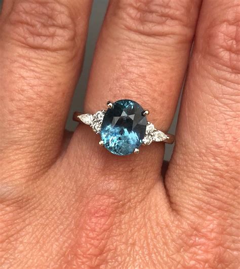 Teal Sapphire Engagement Ring. Peacock Green Sapphire 3.1ct - Etsy