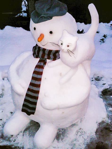 30 Of The Most Creative Snowmen You've Ever Seen - Snow Addiction ...