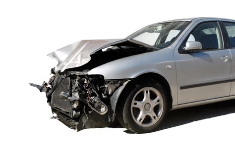 Dealing with Car Frame Damage? What to Know! - Cash Cars Buyer