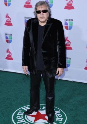 Jose Feliciano Biography, Age, Wiki, Height, Weight, Girlfriend, Family ...