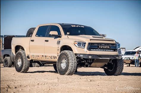 Toyota Tundra prerunner - One Truck To Do It All - offroadium.com