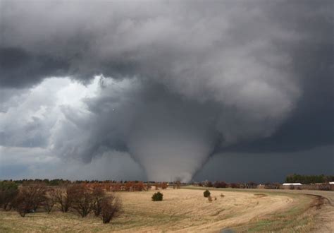 Tornado deaths and destruction to triple in coming decades, study finds ...