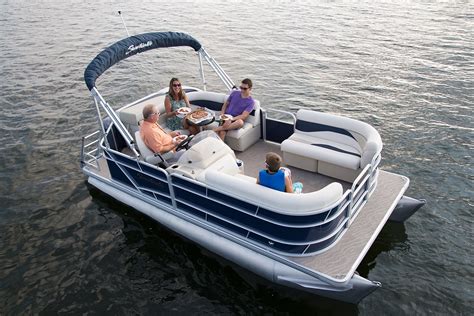 Pontoon Boat Buyer's Guide | Buying a New or Used Pontoon Boat