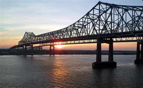 Bridge across the Mississippi River in New Orleans, Louisiana image ...