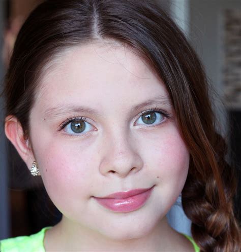 Fresh Tween Makeup: Tutorial for a 12-Year-Old - Beautygeeks