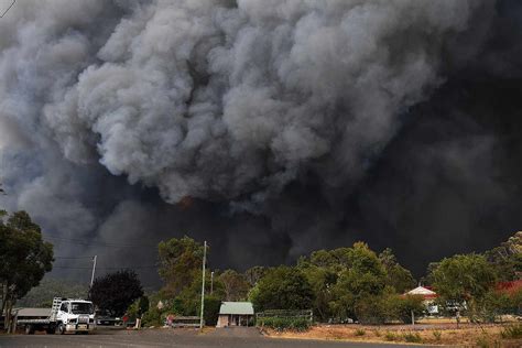 3 Blazes Form 'Mega-Fire,' Rain Aids Another Region in Australia