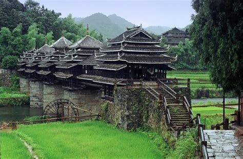 Walk across Chengyang Bridge, China - TripBucket