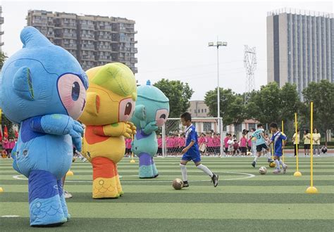 Asian Games mascot Lianlian represents Hangzhou's West Lake - CGTN