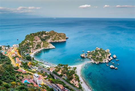 Le migliori spiagge di Taormina - Suggerimenti di viaggio a Taormina ...