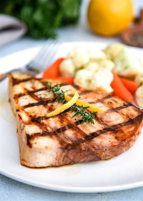 This simple and easy Lemon Rosemary Grilled Swordfish marinates with ...