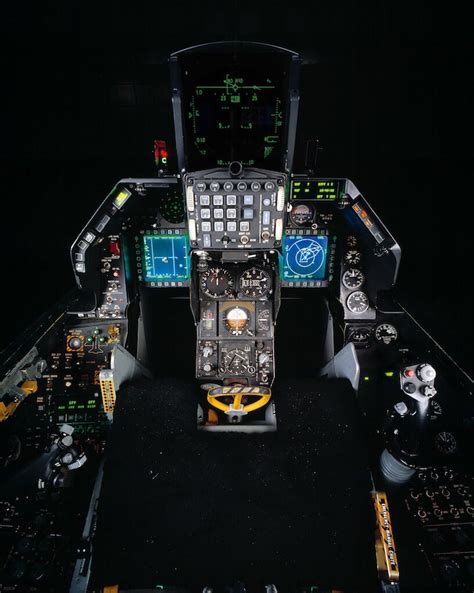 F16 Block 52 Cockpit