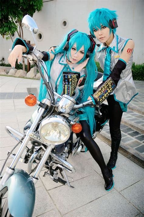 すごいカッコいい！！ MIKU\^☀^／MIKUO V O C A L O I D | Cute cosplay, Vocaloid ...