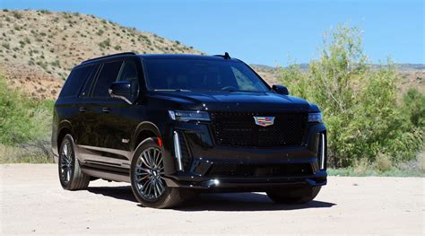 2025 Cadillac Escalade EXT Specs: The Ultimate Versatility - Cadillac ...