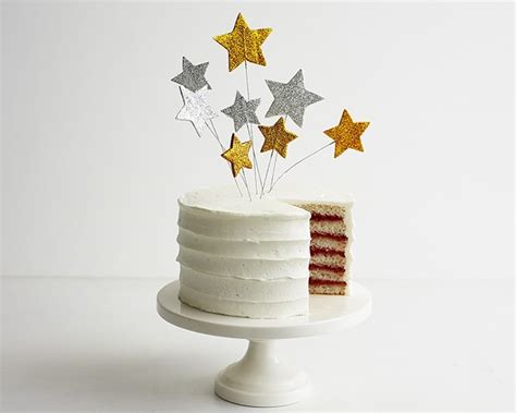 Stars Cake Topper: Easy Step-by-Step Tutorial | Cake Journal