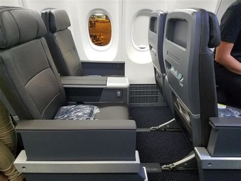 American Will Add a 5th Row of First Class to Airbus A321s - and More ...