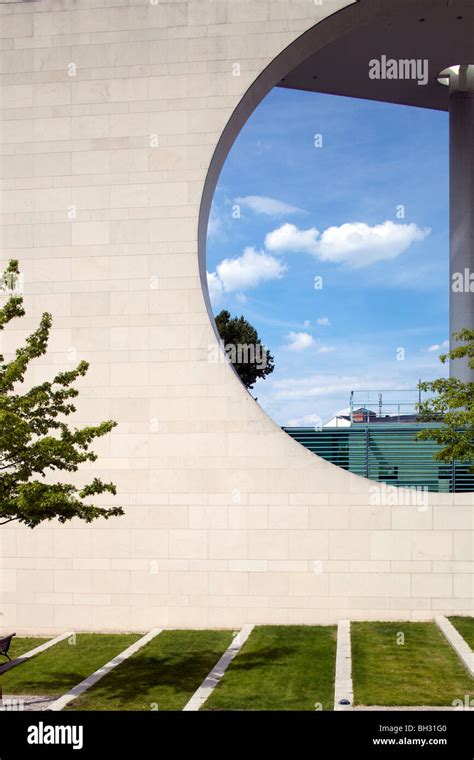 German Chancellery building, Berlin, Germany Stock Photo - Alamy