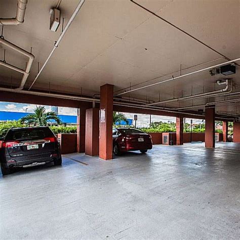 Book Quality Inn MIA Airport Parking | Way.com