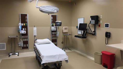 McKenzie-Willamette Medical Center unveils new emergency room | KVAL