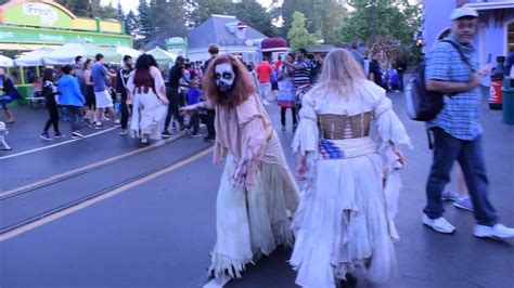 Six Flags Halloween Fright Fest 2016 - YouTube