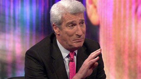 Jeremy Paxman's beard free New Year - BBC News