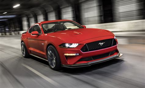 2018 Ford Mustang GT becomes a handling demon with Performance Pack Level 2