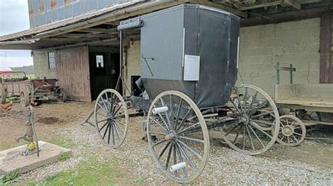 Swartzentruber Amish Testing Unusual Buggy Visibility Solution (Updated)