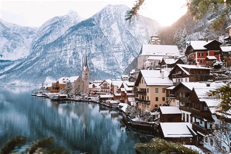 A Winter Fairytale in Hallstatt, Austria - Find Us Lost