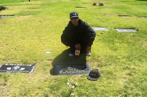 At Last, The Secret To Eazy E Tombstone Is Revealed | Komseq