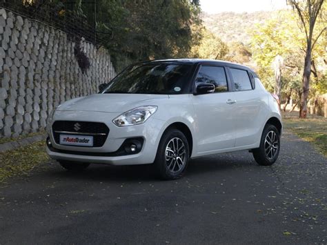 Suzuki Swift 1.2 GLX (2021) Review – A Solid All-rounder - Expert ...