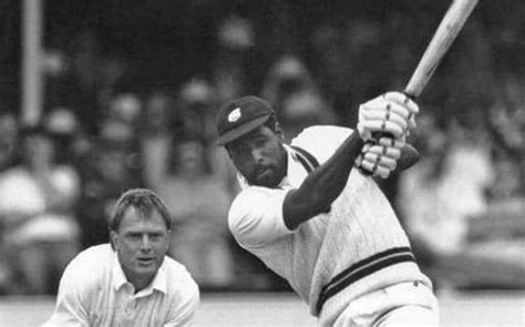 Top 10 Greatest Cricket Batsmen of All Time | Sportshubnet