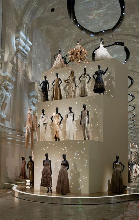 Le musée des Arts décoratifs célèbre les 70 ans de Dior