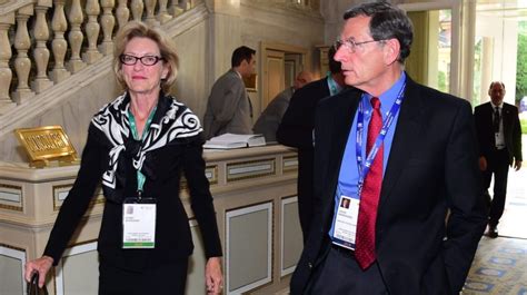 Barrasso announces wife’s death