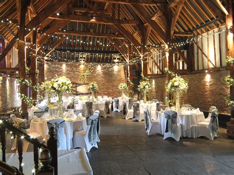 The Tithe Barn - Wedding Venue in Kent. | Bruiloft, Trouwen