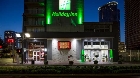 HOLIDAY INN HOUSTON DOWNTOWN $118 ($̶1̶6̶5̶) - Updated 2021 Prices ...