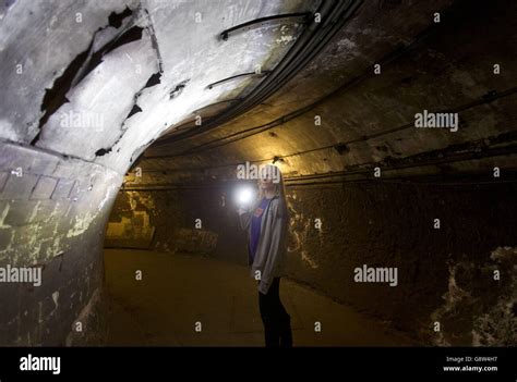 Siddy holloway hi-res stock photography and images - Alamy