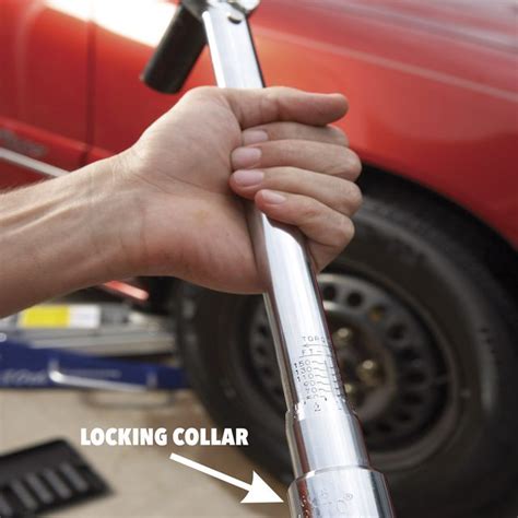 How to Use a Torque Wrench (DIY) | Family Handyman