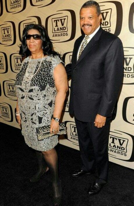 Aretha Franklin and her husband at the 10 annual TV Land Awards ...