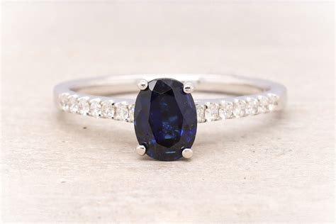 18ct White Gold Oval Sapphire Solitaire Ring – Rare Jewellery Design