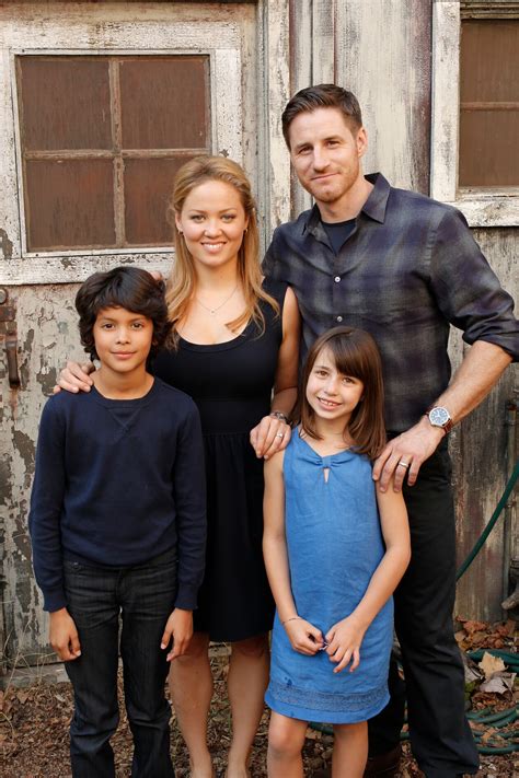 Parenthood: Behind the Scenes: Family Portrait Photo: 175461 - NBC.com