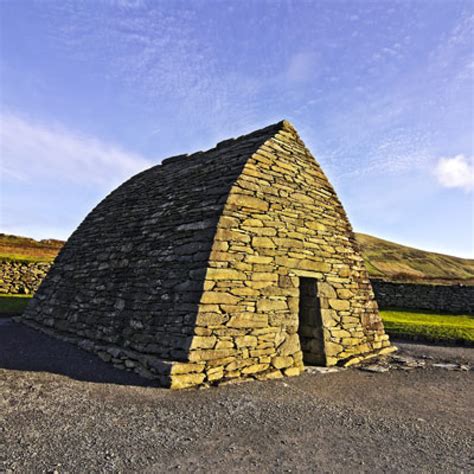 Visitor Guide to 6,000 Years of History Dingle Peninsula | Archaeology