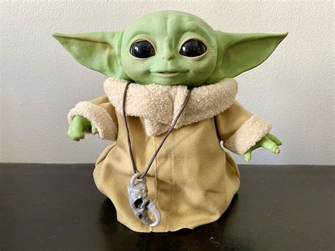 Baby yoda animatronic follows you information | babyyodaabout