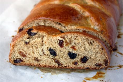 Christmas Raisin Bread, Easy Raisin Bread | Jenny Can Cook