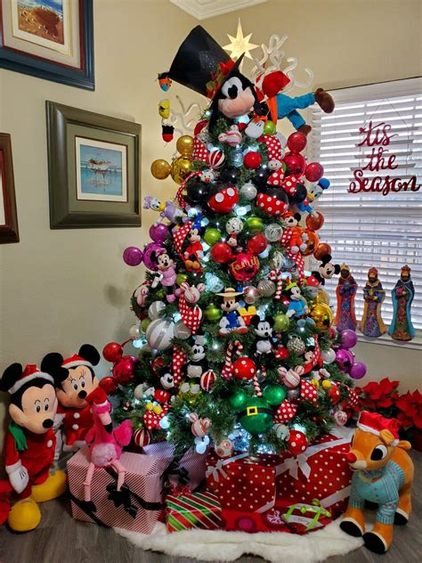 Mickey mouse christmas tree – Artofit