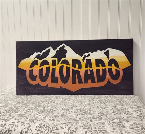 Colorado Mountain Silhouette - NOCO – Planks and Paint NOCO